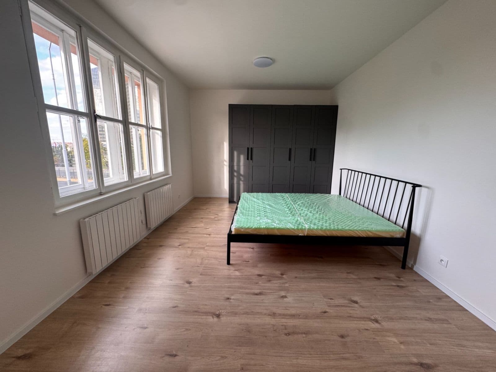 Prenájom bytu 2-izbový 45 m², 5. května, Praha, Praha Prenájom bytu 2-izbový 45 m², 5. května, Praha, Praha