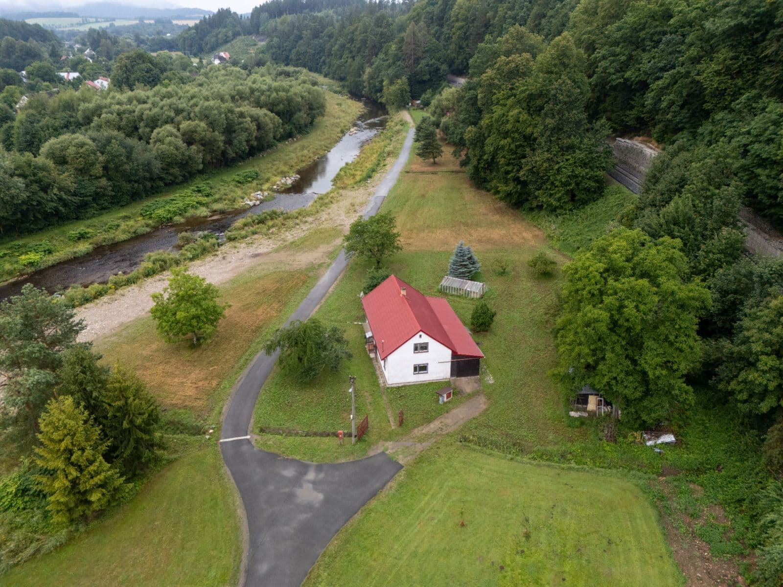 Predaj domu 112 m², pozemok 2.031 m², Nábřežní, Mikulovice, Olomoucký kraj Predaj domu 112 m², pozemok 2.031 m², Nábřežní, Mikulovice, Olomoucký kraj