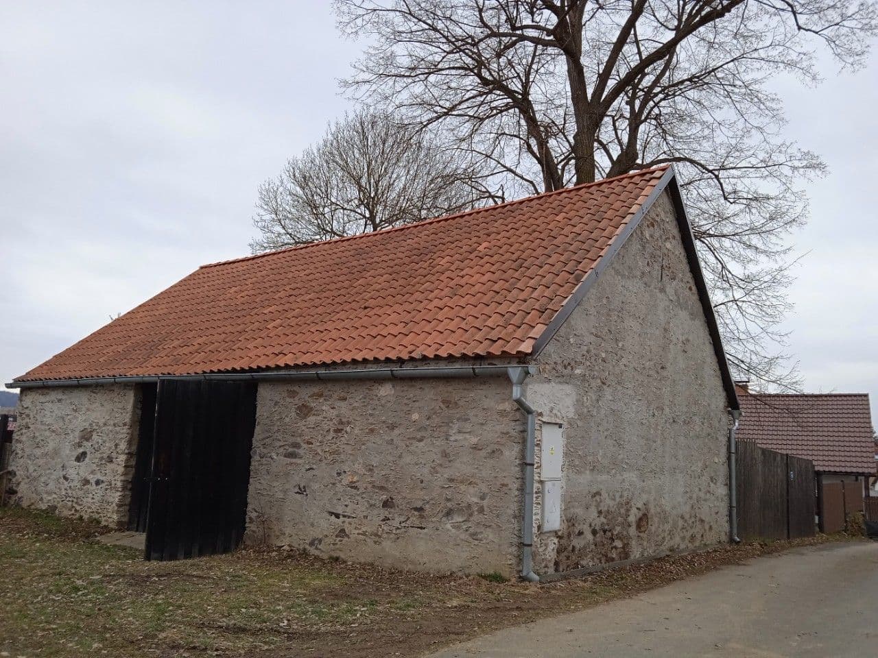 Predaj nebytového priestoru 100 m², Slověnice, Středočeský kraj Predaj nebytového priestoru 100 m², Slověnice, Středočeský kraj
