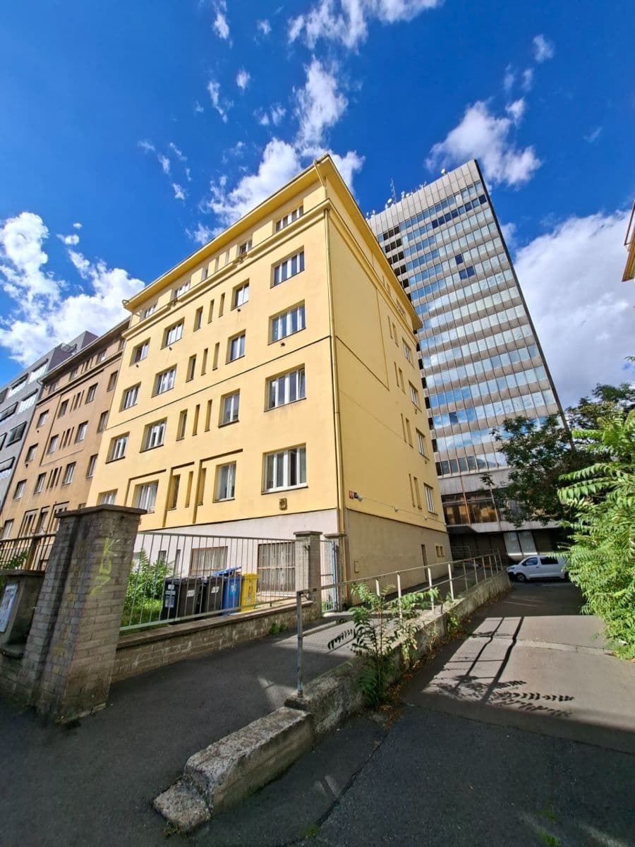 Predaj bytu 2-izbový 64 m², Kouřimská, Praha, Praha Predaj bytu 2-izbový 64 m², Kouřimská, Praha, Praha