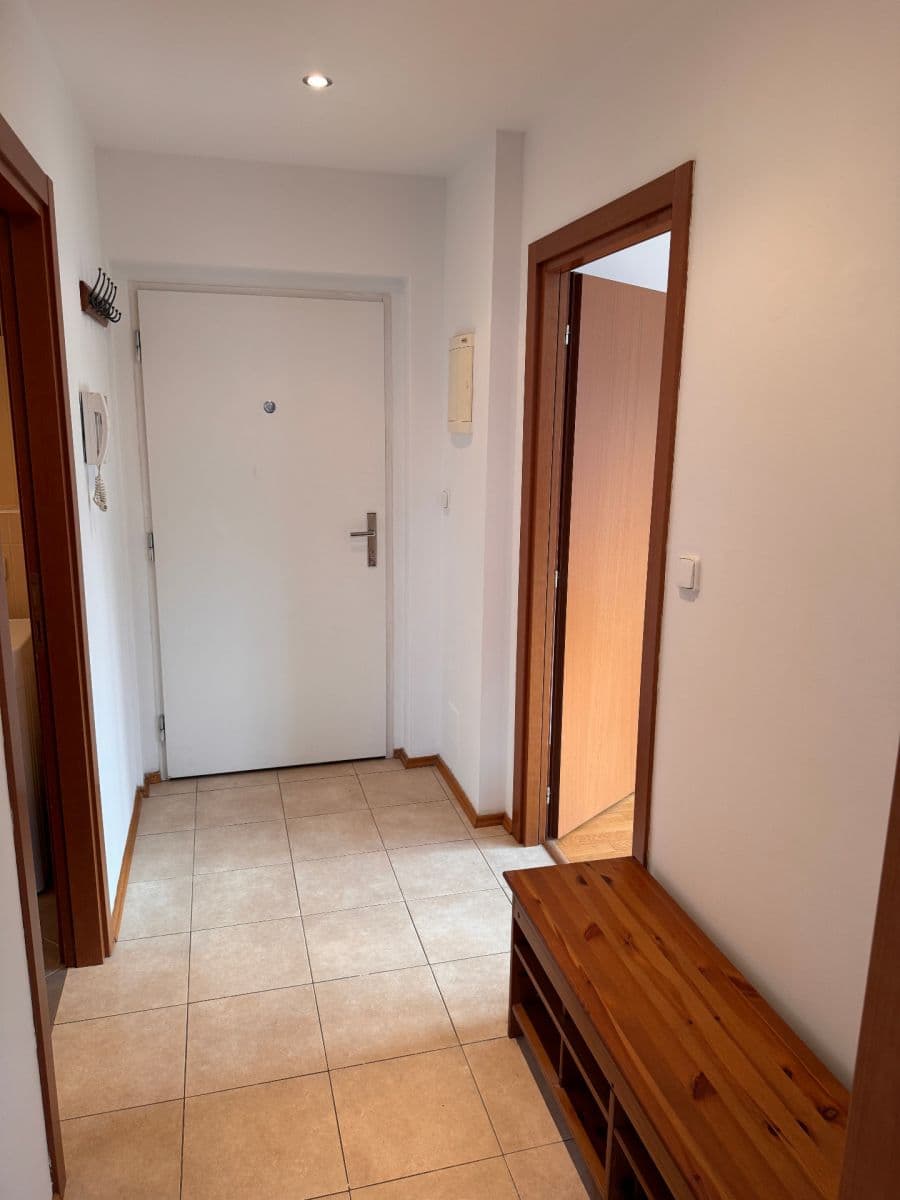 Prenájom bytu 2-izbový 46 m², Heinemannova, Praha, Praha Prenájom bytu 2-izbový 46 m², Heinemannova, Praha, Praha