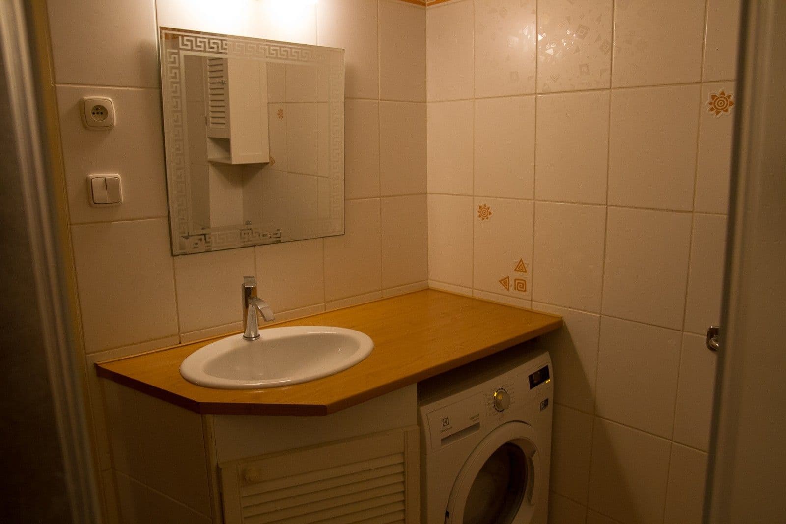 Prenájom bytu 2-izbový 47 m², Svornosti, Praha, Praha Prenájom bytu 2-izbový 47 m², Svornosti, Praha, Praha
