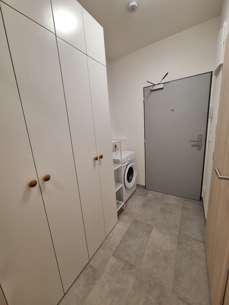 Prenájom bytu 2-izbový 32 m², Arnošta Staňka, Praha, Praha Prenájom bytu 2-izbový 32 m², Arnošta Staňka, Praha, Praha