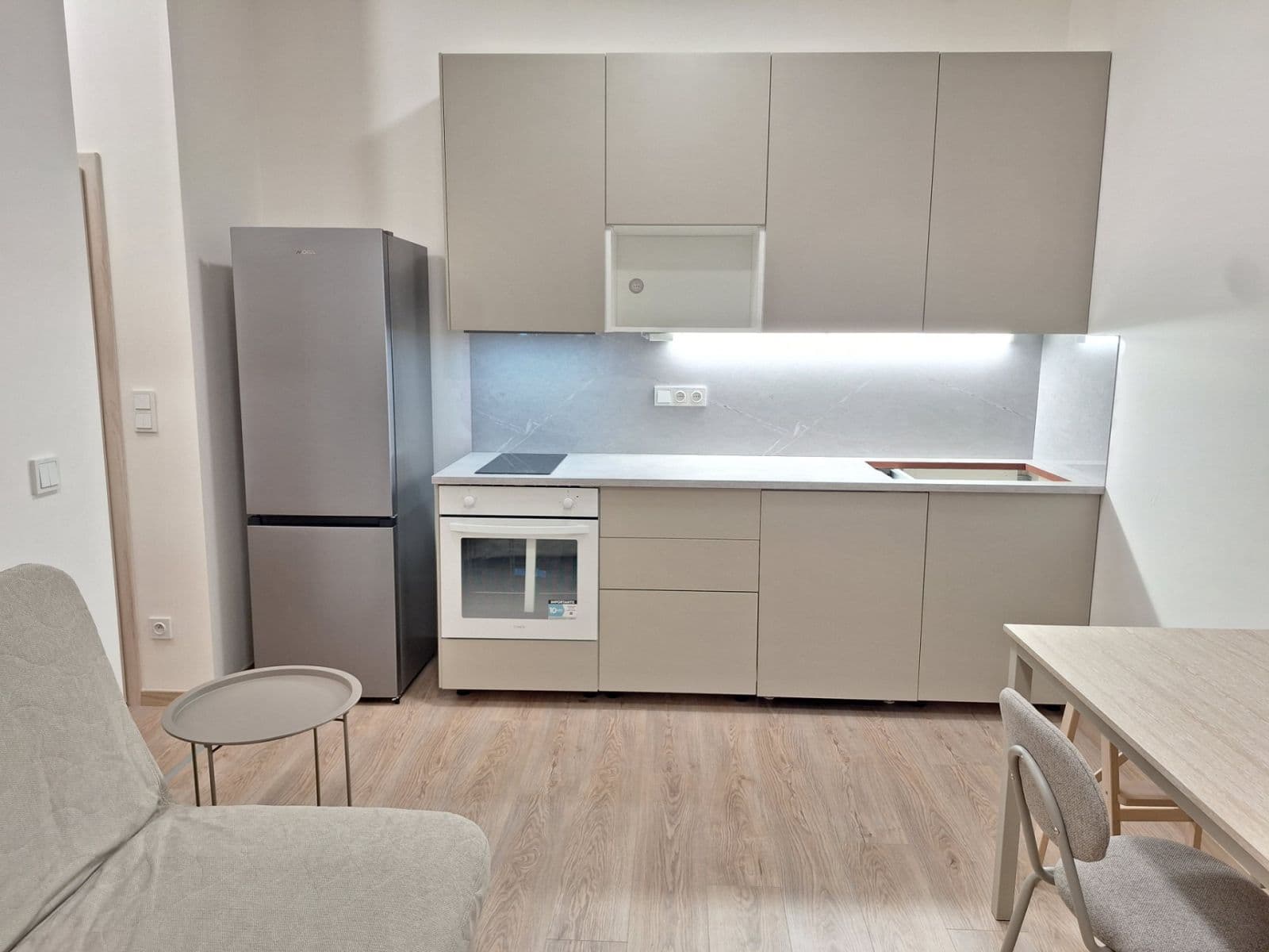 Prenájom bytu 2-izbový 32 m², Arnošta Staňka, Praha, Praha Prenájom bytu 2-izbový 32 m², Arnošta Staňka, Praha, Praha