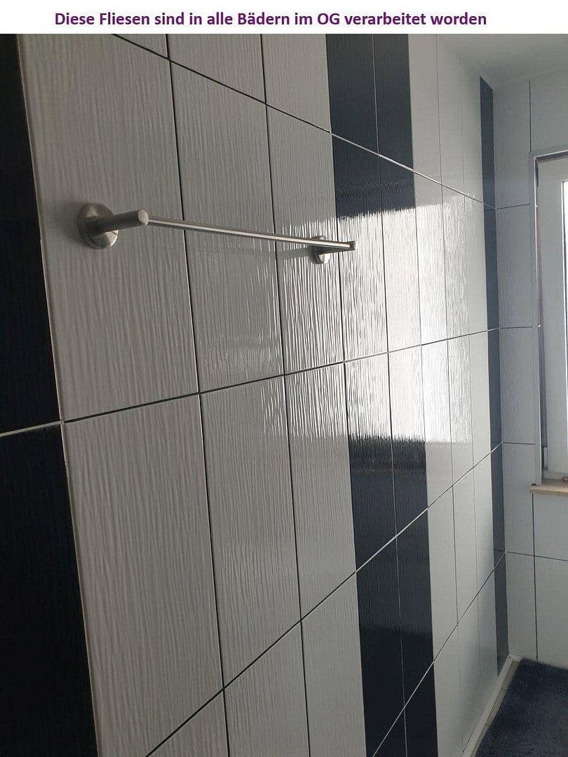 Predaj domu 242 m², pozemok 451 m², Friedrichsdorf, Hesensko Predaj domu 242 m², pozemok 451 m², Friedrichsdorf, Hesensko