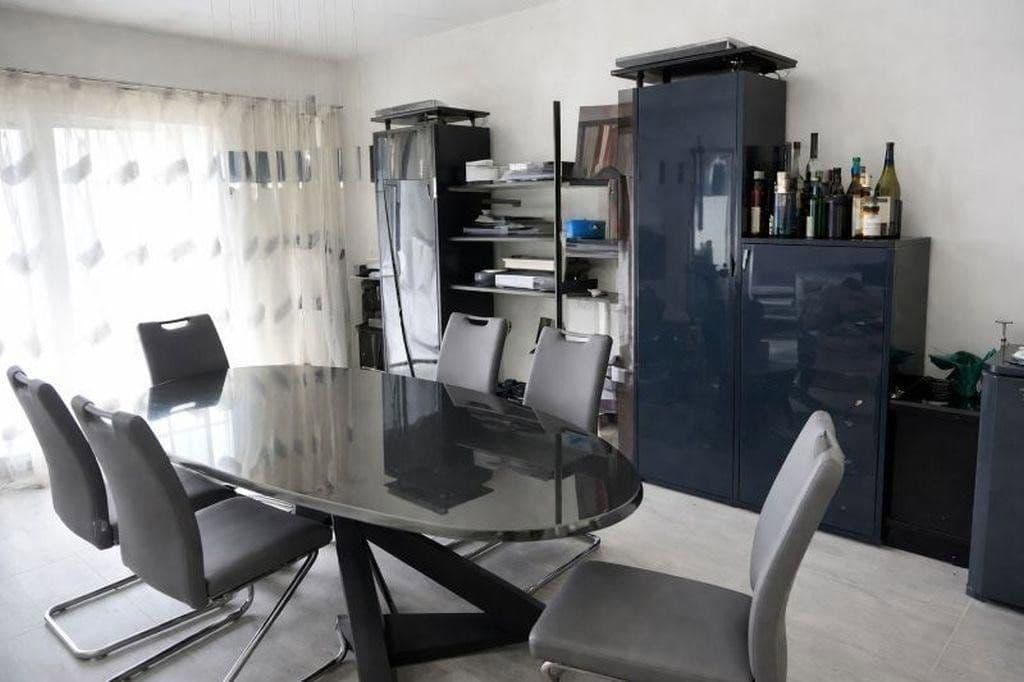 Predaj domu 242 m², pozemok 451 m², Friedrichsdorf, Hesensko Predaj domu 242 m², pozemok 451 m², Friedrichsdorf, Hesensko