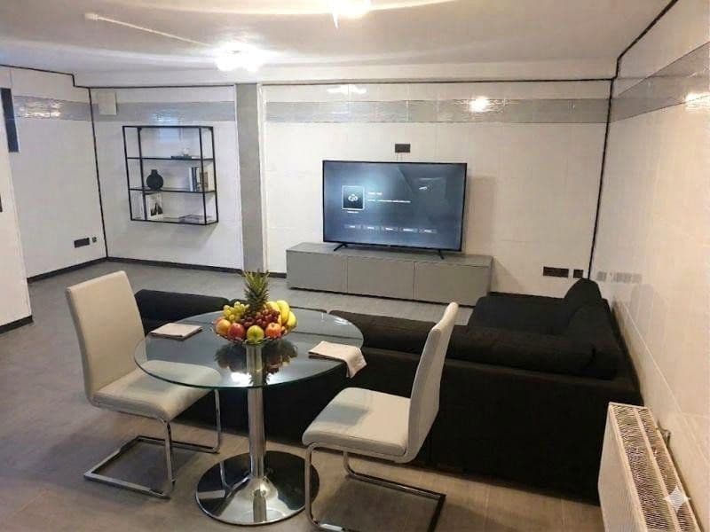 Predaj domu 242 m², pozemok 451 m², Friedrichsdorf, Hesensko Predaj domu 242 m², pozemok 451 m², Friedrichsdorf, Hesensko