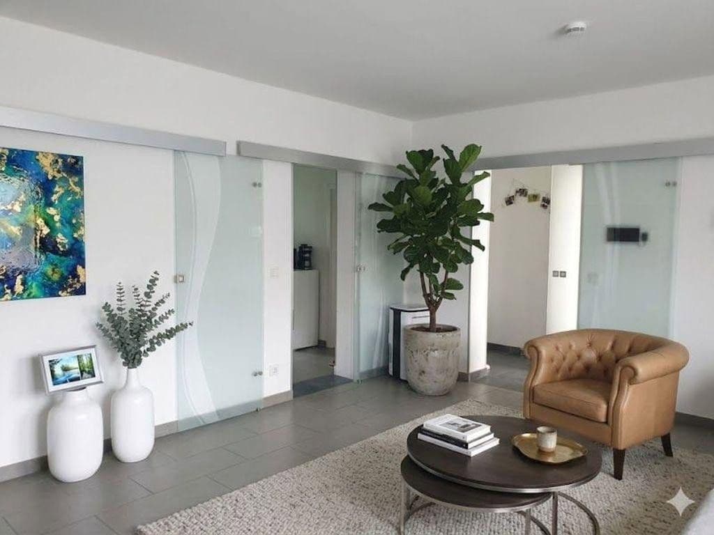 Predaj domu 242 m², pozemok 451 m², Friedrichsdorf, Hesensko Predaj domu 242 m², pozemok 451 m², Friedrichsdorf, Hesensko