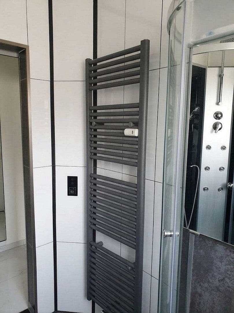 Predaj domu 242 m², pozemok 451 m², Friedrichsdorf, Hesensko Predaj domu 242 m², pozemok 451 m², Friedrichsdorf, Hesensko