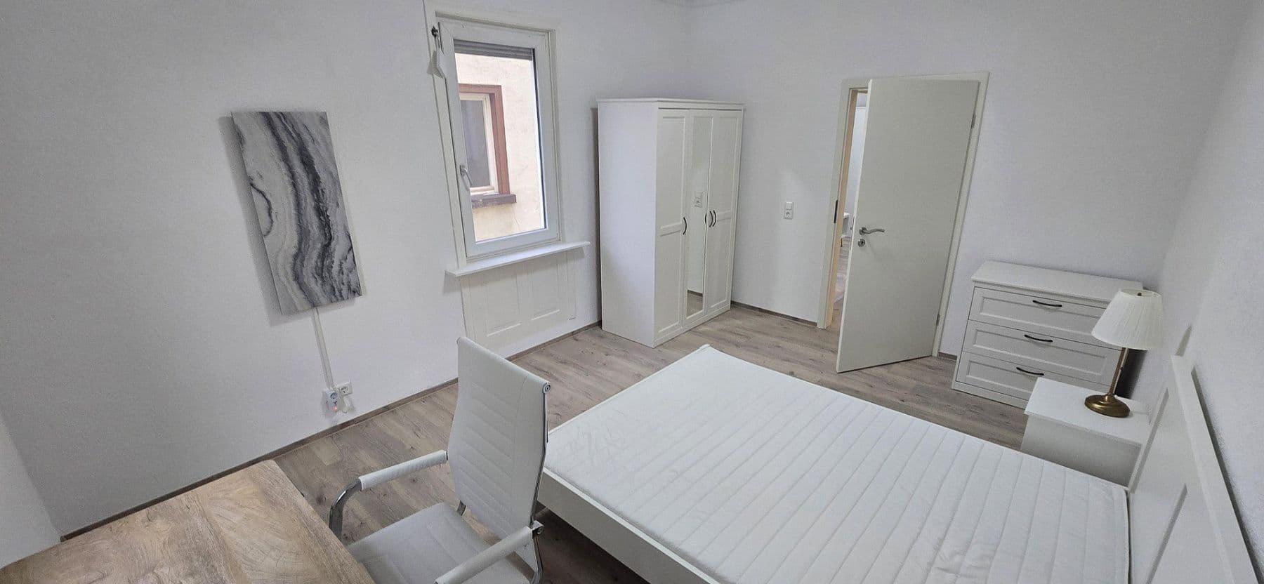 Prenájom bytu 1-izbový 32 m², Duisburgerstraße 22, Stuttgart, Bádensko-Wurttembersko Prenájom bytu 1-izbový 32 m², Duisburgerstraße 22, Stuttgart, Bádensko-Wurttembersko