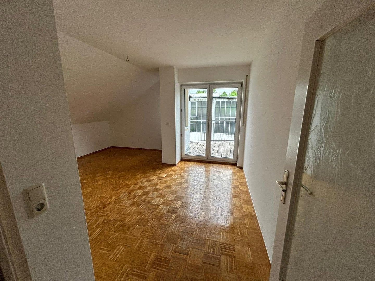Prenájom bytu 2-izbový 60 m², Zarrerweg 23, Au, Bavorsko Prenájom bytu 2-izbový 60 m², Zarrerweg 23, Au, Bavorsko