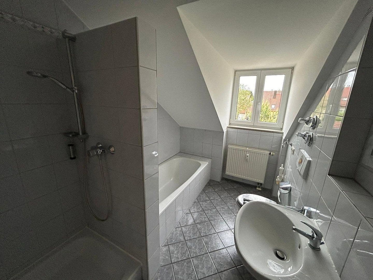 Prenájom bytu 2-izbový 60 m², Zarrerweg 23, Au, Bavorsko Prenájom bytu 2-izbový 60 m², Zarrerweg 23, Au, Bavorsko