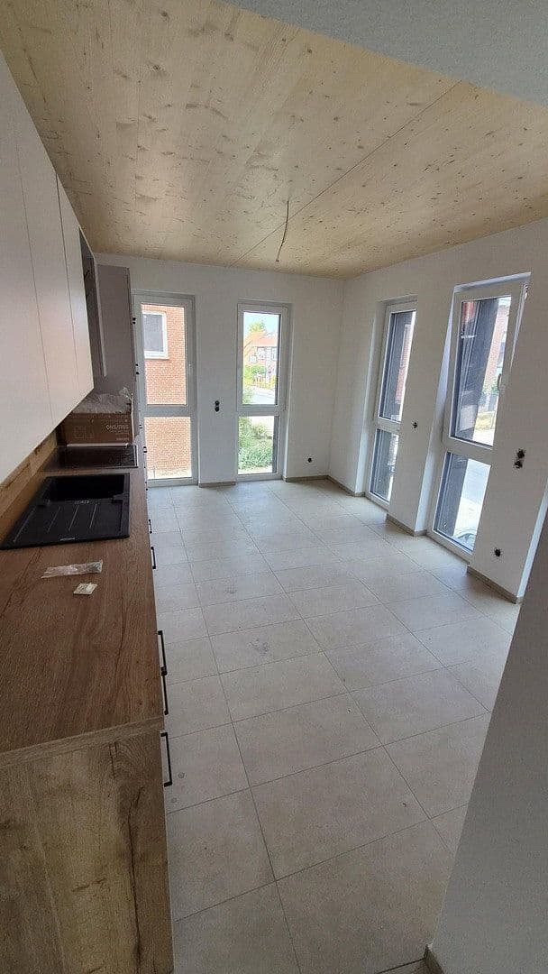 Prenájom bytu 3-izbový 84 m², Falkenbergstr 1A, Lohne, Dolné Sasko Prenájom bytu 3-izbový 84 m², Falkenbergstr 1A, Lohne, Dolné Sasko