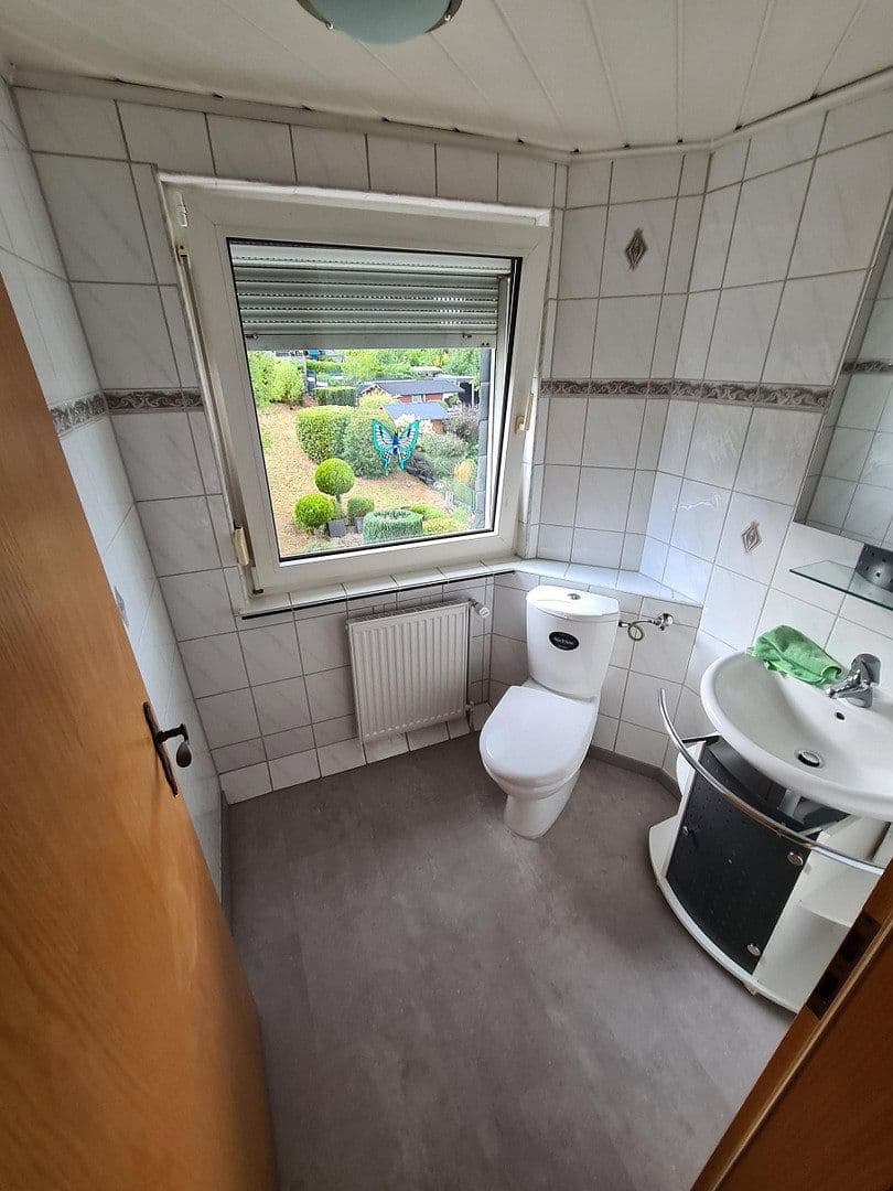 Prenájom domu 159 m², pozemok 575 m², Velbert, Severné Porýnie - Westfálsko Prenájom domu 159 m², pozemok 575 m², Velbert, Severné Porýnie - Westfálsko