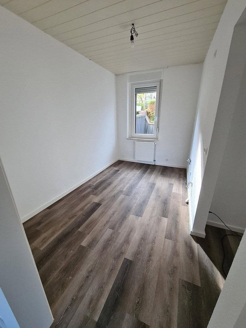 Prenájom domu 159 m², pozemok 575 m², Velbert, Severné Porýnie - Westfálsko Prenájom domu 159 m², pozemok 575 m², Velbert, Severné Porýnie - Westfálsko