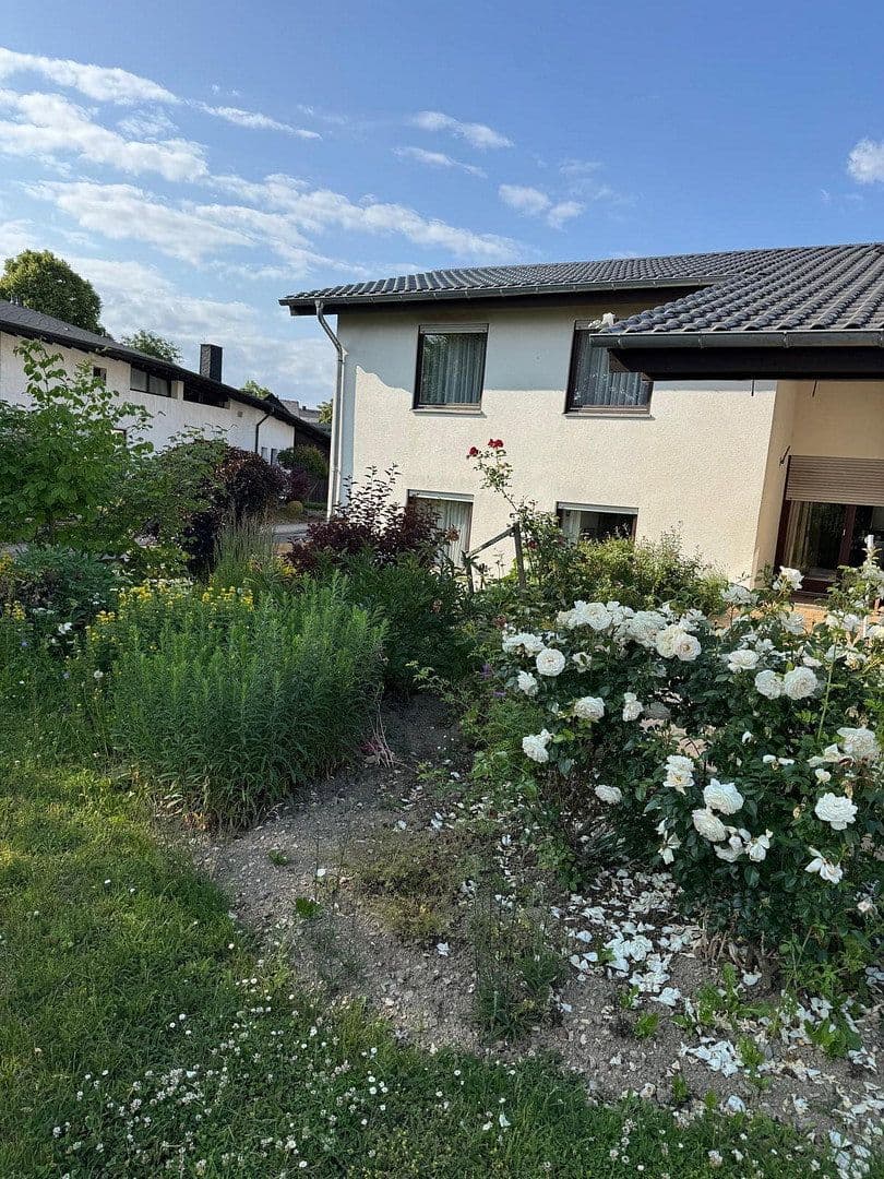 Predaj domu 190 m², pozemok 975 m², Simmern/Hunsrück, Porýnie-Falcko Predaj domu 190 m², pozemok 975 m², Simmern/Hunsrück, Porýnie-Falcko