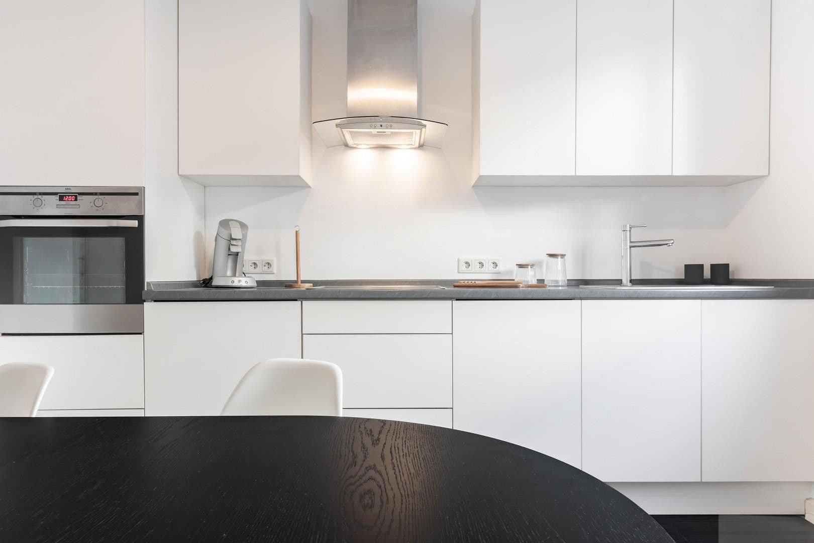 Prenájom bytu 2-izbový 51 m², Neckarstr. 22, Düsseldorf, Severné Porýnie - Westfálsko Prenájom bytu 2-izbový 51 m², Neckarstr. 22, Düsseldorf, Severné Porýnie - Westfálsko