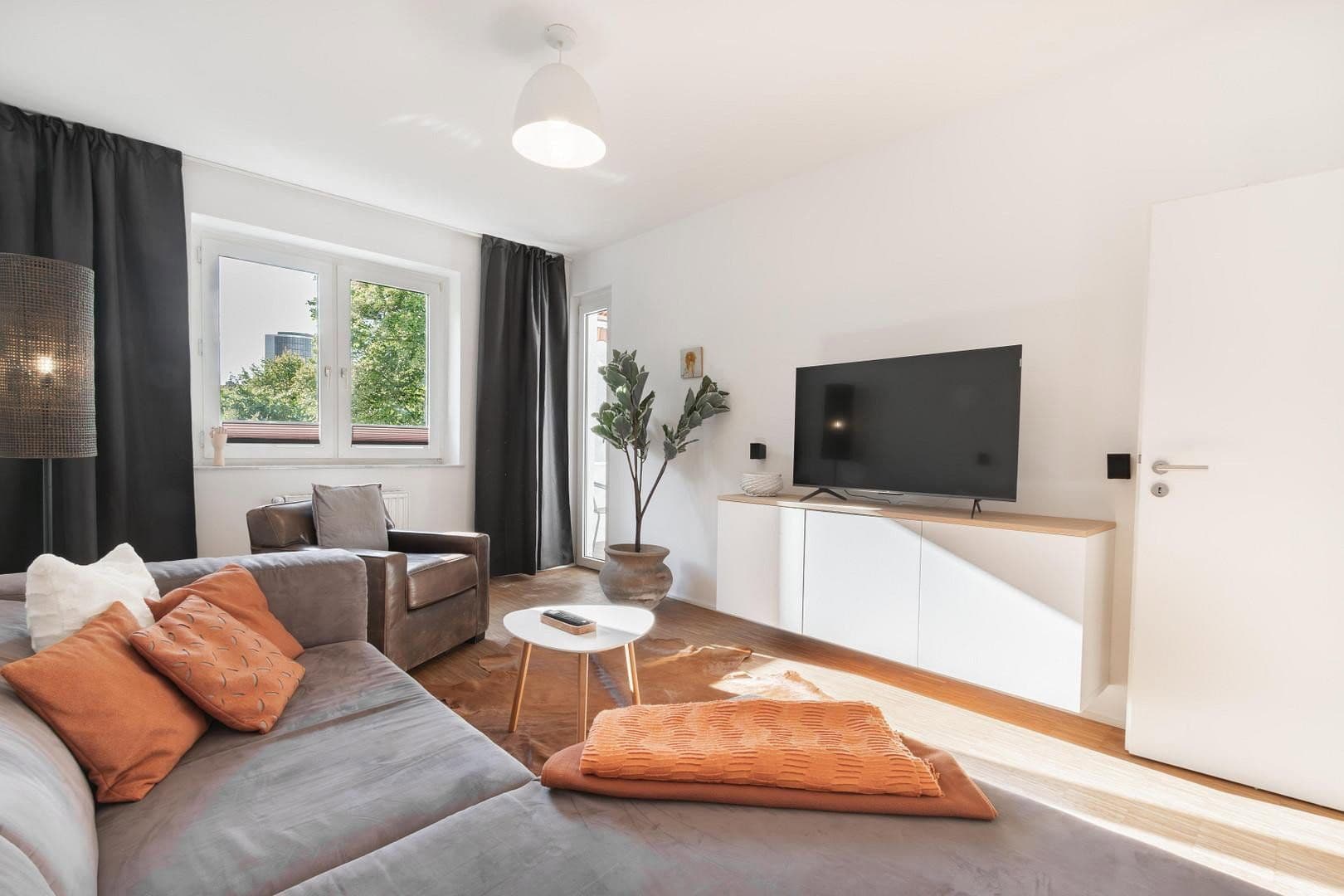 Prenájom bytu 2-izbový 51 m², Neckarstr. 22, Düsseldorf, Severné Porýnie - Westfálsko Prenájom bytu 2-izbový 51 m², Neckarstr. 22, Düsseldorf, Severné Porýnie - Westfálsko