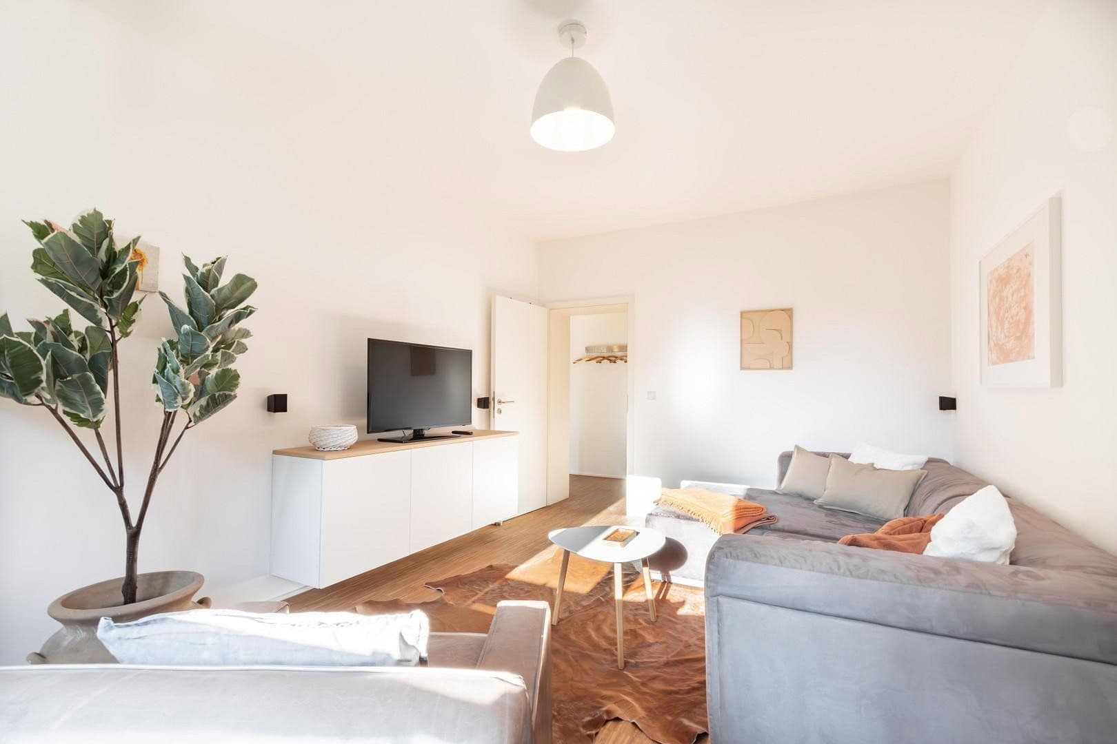 Prenájom bytu 2-izbový 51 m², Neckarstr. 22, Düsseldorf, Severné Porýnie - Westfálsko Prenájom bytu 2-izbový 51 m², Neckarstr. 22, Düsseldorf, Severné Porýnie - Westfálsko