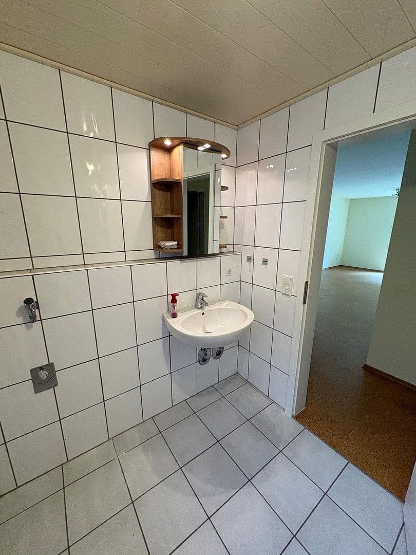 Prenájom bytu 2-izbový 66 m², Simmozheim, Bádensko-Wurttembersko Prenájom bytu 2-izbový 66 m², Simmozheim, Bádensko-Wurttembersko