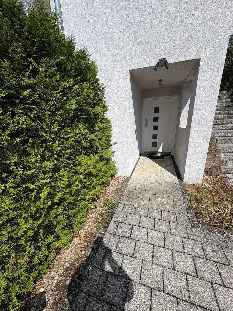 Prenájom bytu 2-izbový 66 m², Simmozheim, Bádensko-Wurttembersko Prenájom bytu 2-izbový 66 m², Simmozheim, Bádensko-Wurttembersko