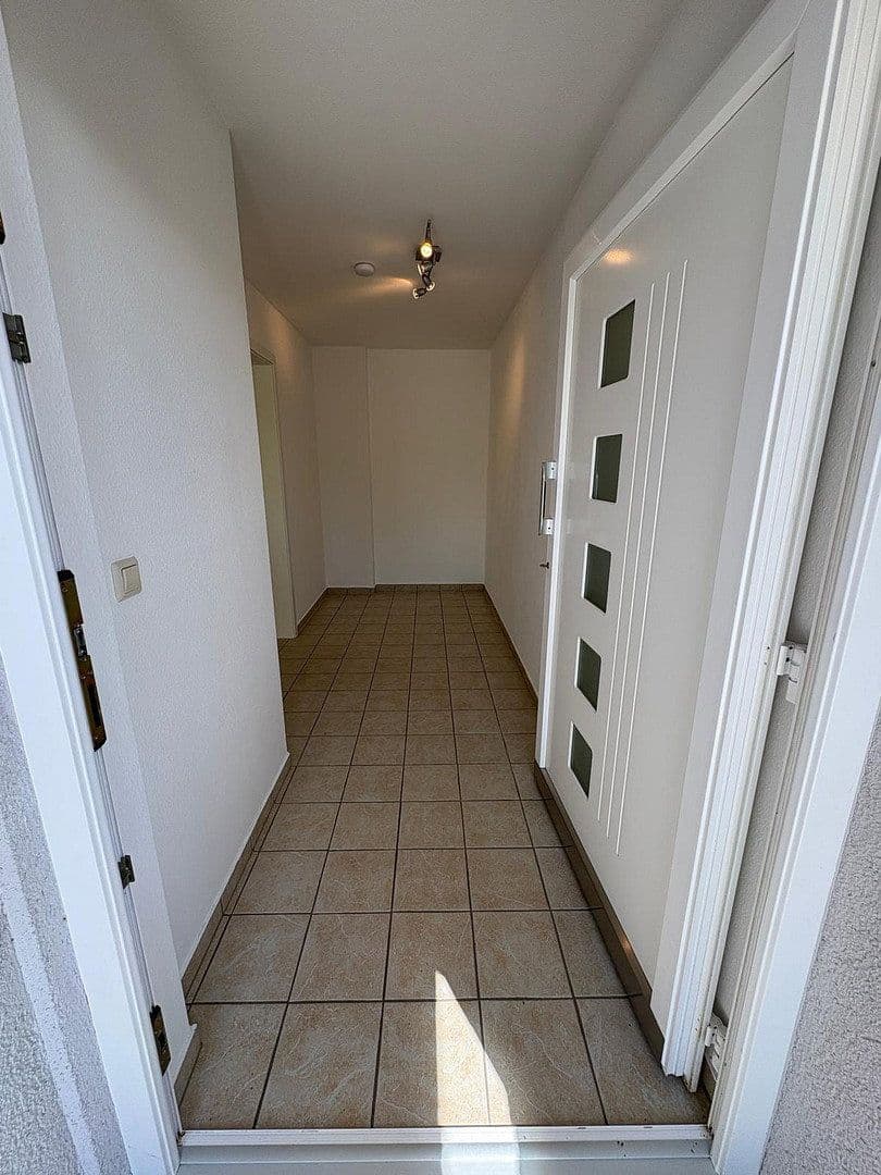 Prenájom bytu 2-izbový 66 m², Simmozheim, Bádensko-Wurttembersko Prenájom bytu 2-izbový 66 m², Simmozheim, Bádensko-Wurttembersko