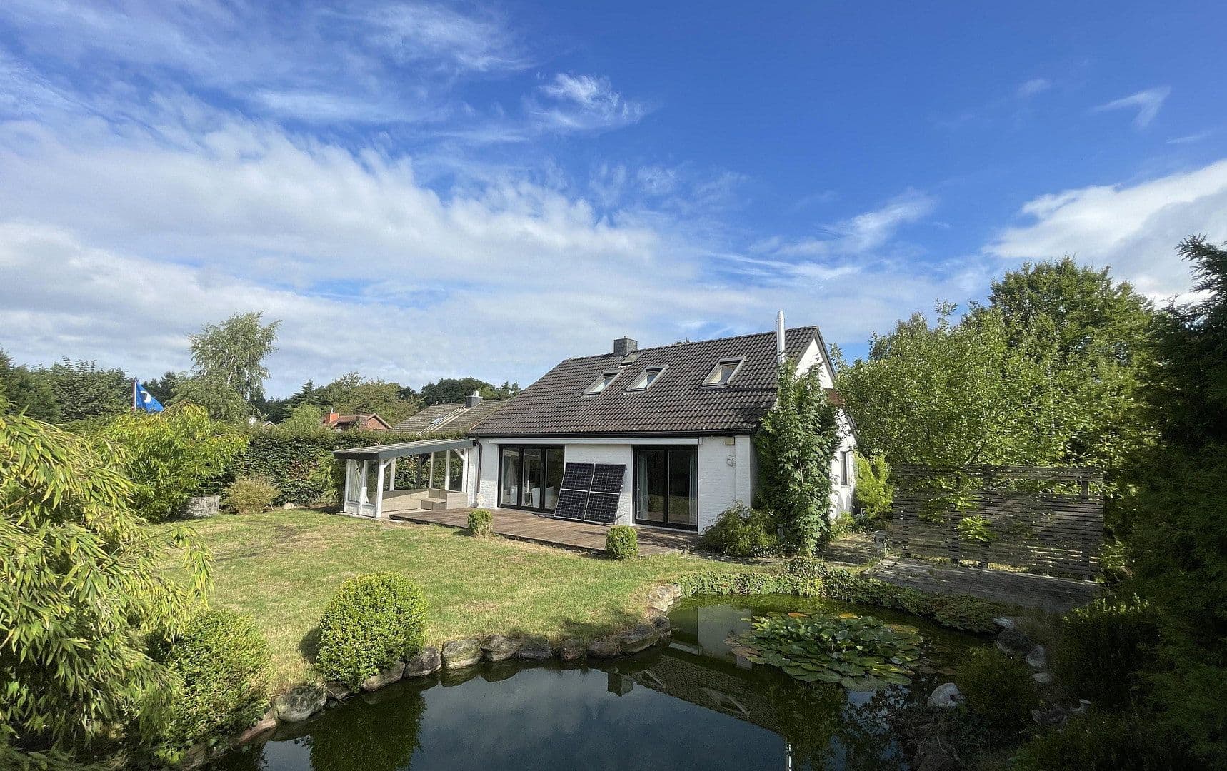 Predaj domu 117 m², pozemok 836 m², Hartenholm, Šlezvicko-Holštajnsko Predaj domu 117 m², pozemok 836 m², Hartenholm, Šlezvicko-Holštajnsko