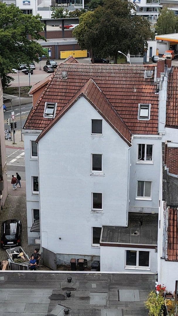 Predaj domu 445 m², pozemok 272 m², Bahnhofstraße 72, Winsen (Luhe), Dolné Sasko Predaj domu 445 m², pozemok 272 m², Bahnhofstraße 72, Winsen (Luhe), Dolné Sasko