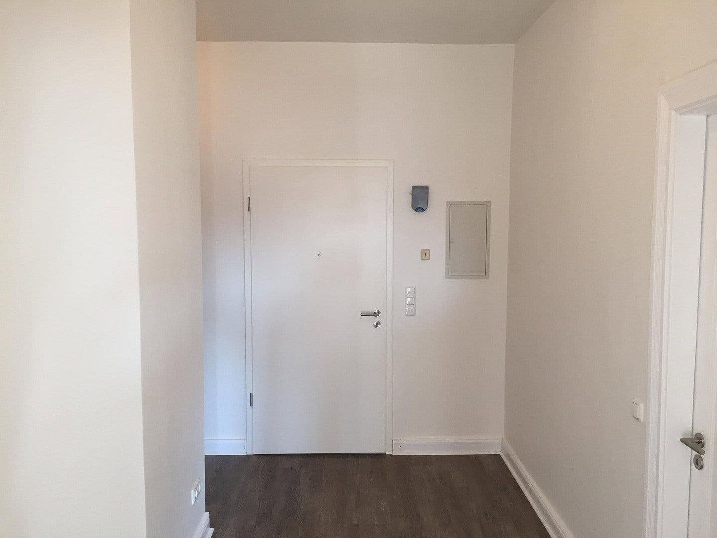 Predaj domu 445 m², pozemok 272 m², Bahnhofstraße 72, Winsen (Luhe), Dolné Sasko Predaj domu 445 m², pozemok 272 m², Bahnhofstraße 72, Winsen (Luhe), Dolné Sasko