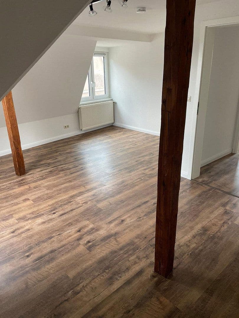 Predaj domu 445 m², pozemok 272 m², Bahnhofstraße 72, Winsen (Luhe), Dolné Sasko Predaj domu 445 m², pozemok 272 m², Bahnhofstraße 72, Winsen (Luhe), Dolné Sasko