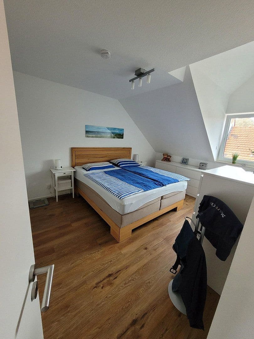 Prenájom bytu 3-izbový 116 m², Im Kleegarten 3, Ober-Hilbersheim, Porýnie-Falcko Prenájom bytu 3-izbový 116 m², Im Kleegarten 3, Ober-Hilbersheim, Porýnie-Falcko