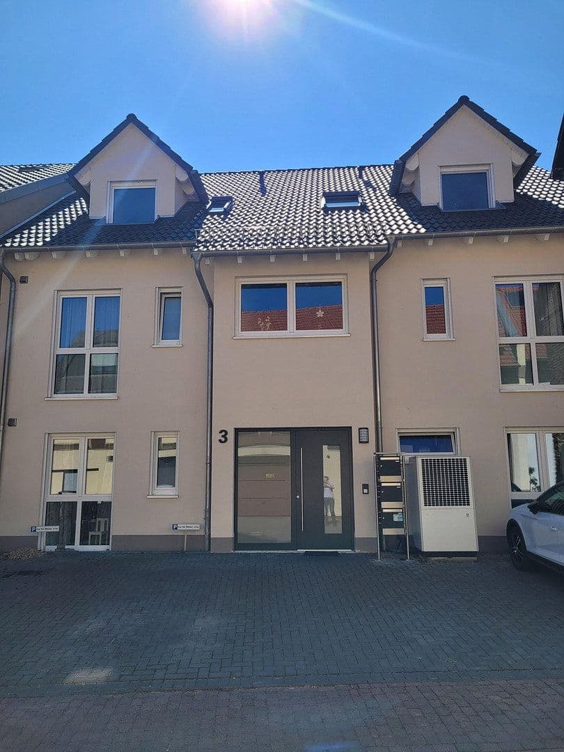 Prenájom bytu 3-izbový 116 m², Im Kleegarten 3, Ober-Hilbersheim, Porýnie-Falcko Prenájom bytu 3-izbový 116 m², Im Kleegarten 3, Ober-Hilbersheim, Porýnie-Falcko