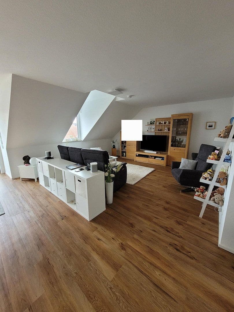 Prenájom bytu 3-izbový 116 m², Im Kleegarten 3, Ober-Hilbersheim, Porýnie-Falcko Prenájom bytu 3-izbový 116 m², Im Kleegarten 3, Ober-Hilbersheim, Porýnie-Falcko