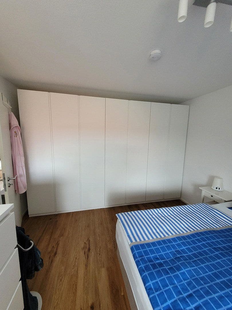 Prenájom bytu 3-izbový 116 m², Im Kleegarten 3, Ober-Hilbersheim, Porýnie-Falcko Prenájom bytu 3-izbový 116 m², Im Kleegarten 3, Ober-Hilbersheim, Porýnie-Falcko