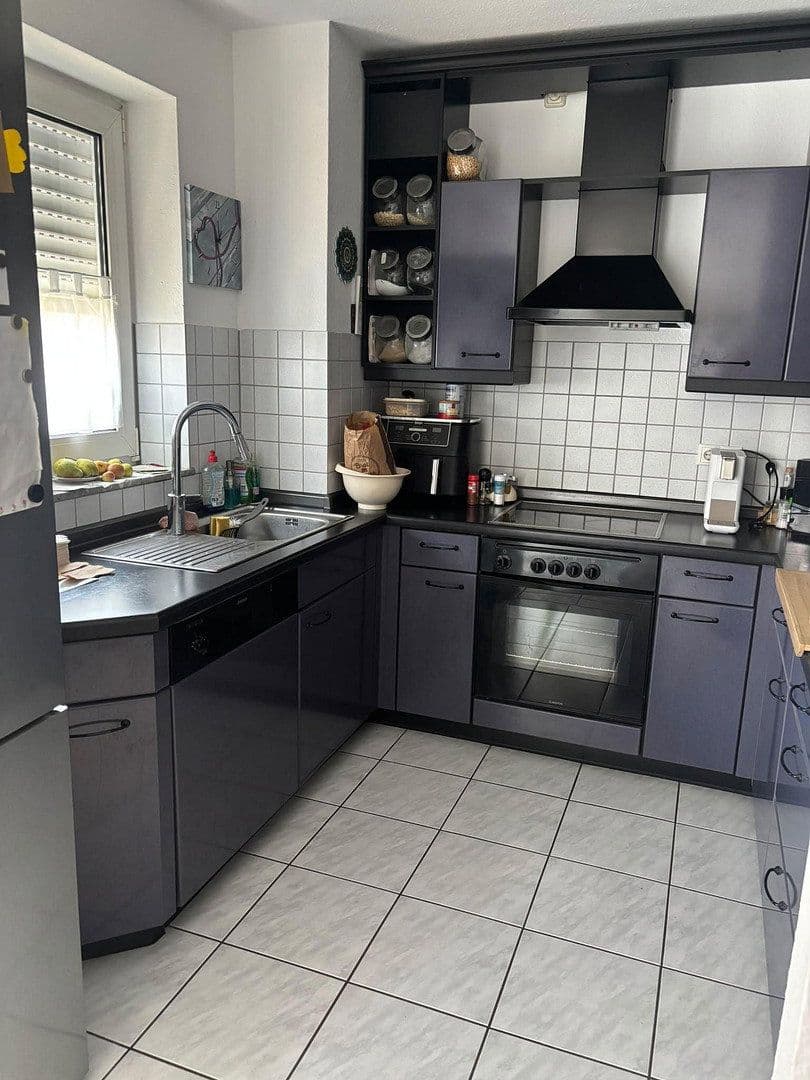 Prenájom bytu 3-izbový 96 m², Schulstraße 20a, Büttelborn, Hesensko Prenájom bytu 3-izbový 96 m², Schulstraße 20a, Büttelborn, Hesensko