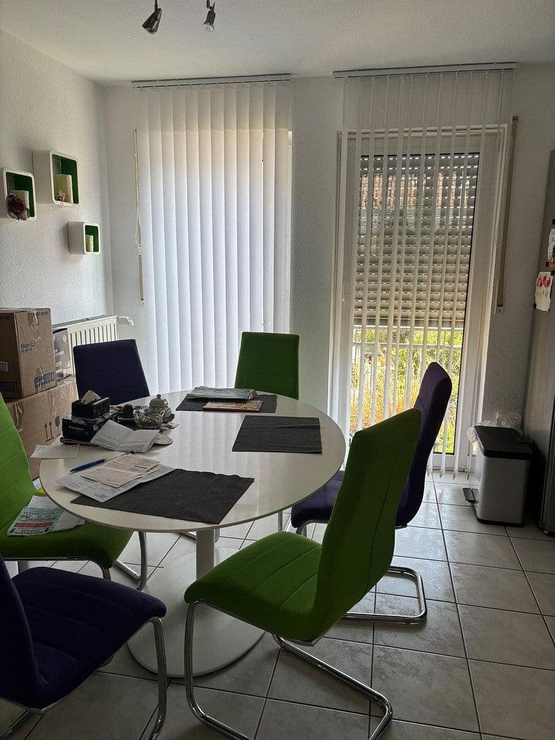 Prenájom bytu 3-izbový 96 m², Schulstraße 20a, Büttelborn, Hesensko Prenájom bytu 3-izbový 96 m², Schulstraße 20a, Büttelborn, Hesensko