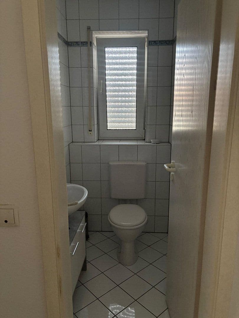 Prenájom bytu 3-izbový 96 m², Schulstraße 20a, Büttelborn, Hesensko Prenájom bytu 3-izbový 96 m², Schulstraße 20a, Büttelborn, Hesensko