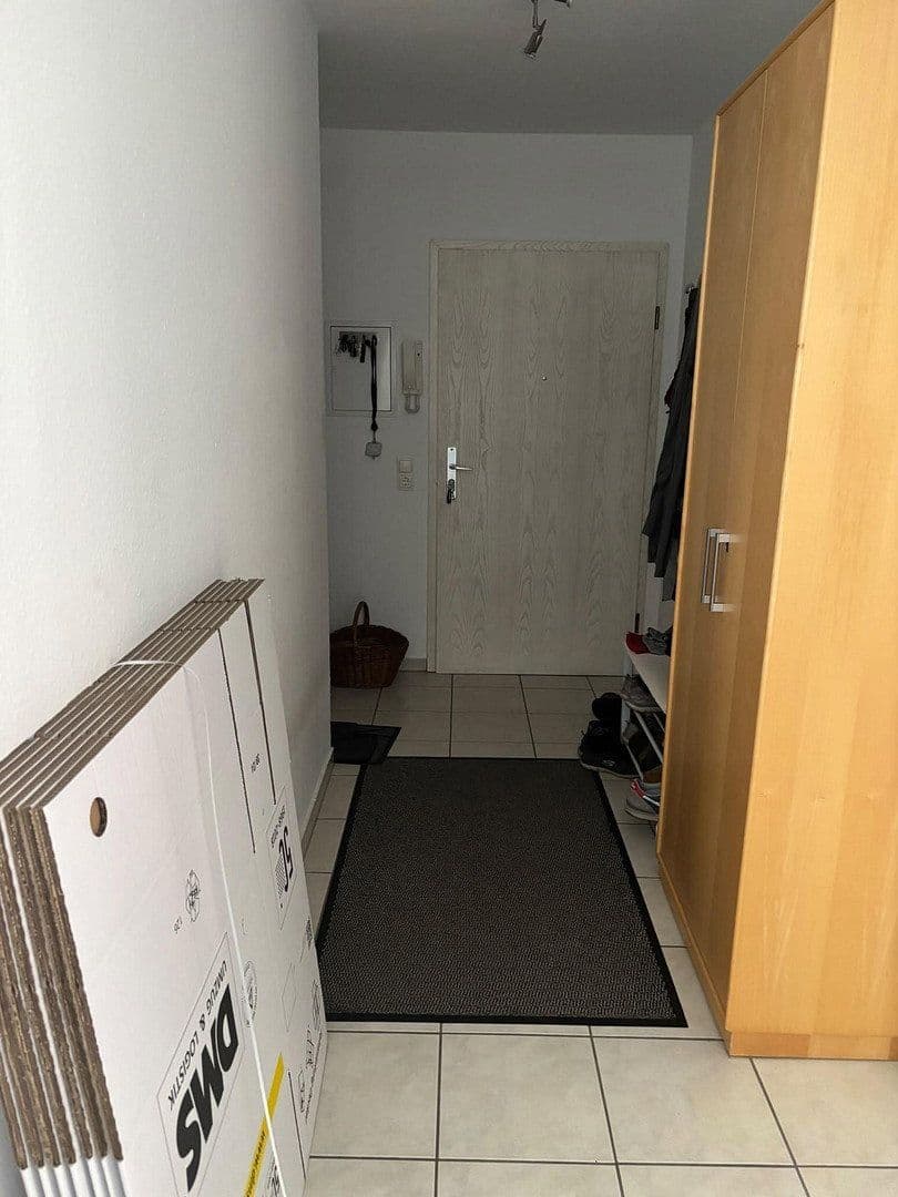 Prenájom bytu 3-izbový 96 m², Schulstraße 20a, Büttelborn, Hesensko Prenájom bytu 3-izbový 96 m², Schulstraße 20a, Büttelborn, Hesensko