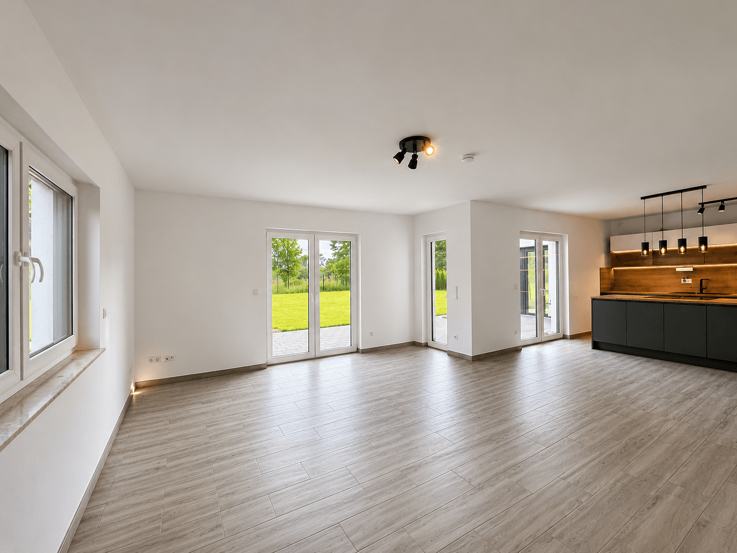 Predaj domu 153 m², pozemok 870 m², Dedelstorf, Dolné Sasko Predaj domu 153 m², pozemok 870 m², Dedelstorf, Dolné Sasko