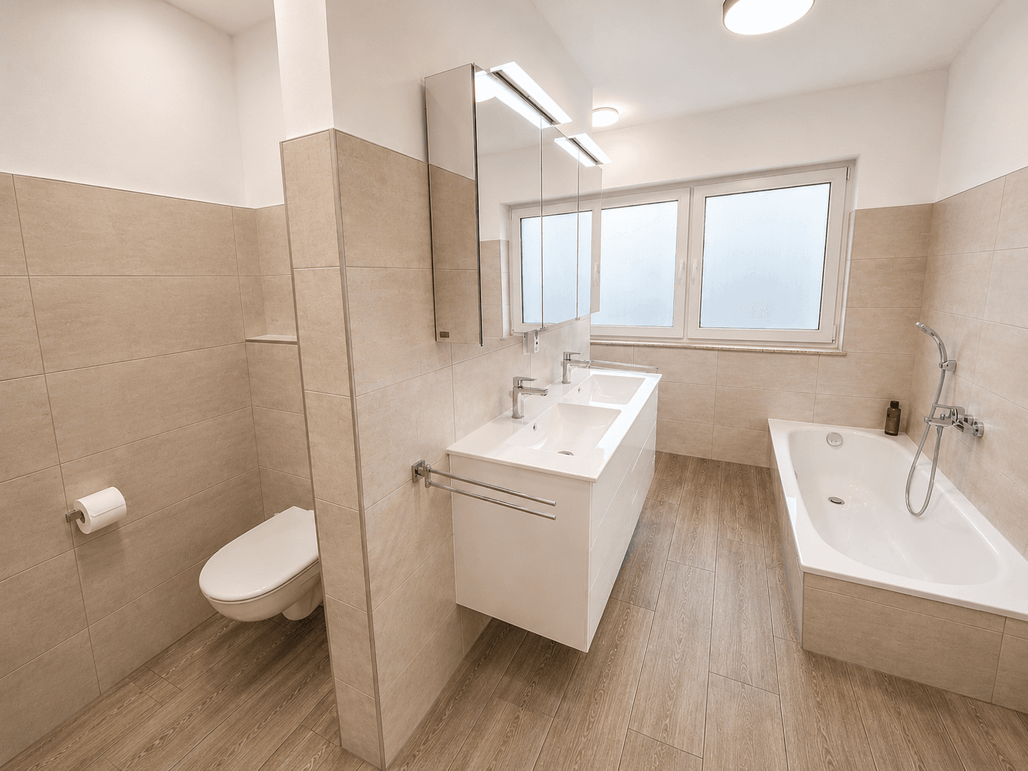 Predaj domu 153 m², pozemok 870 m², Dedelstorf, Dolné Sasko Predaj domu 153 m², pozemok 870 m², Dedelstorf, Dolné Sasko