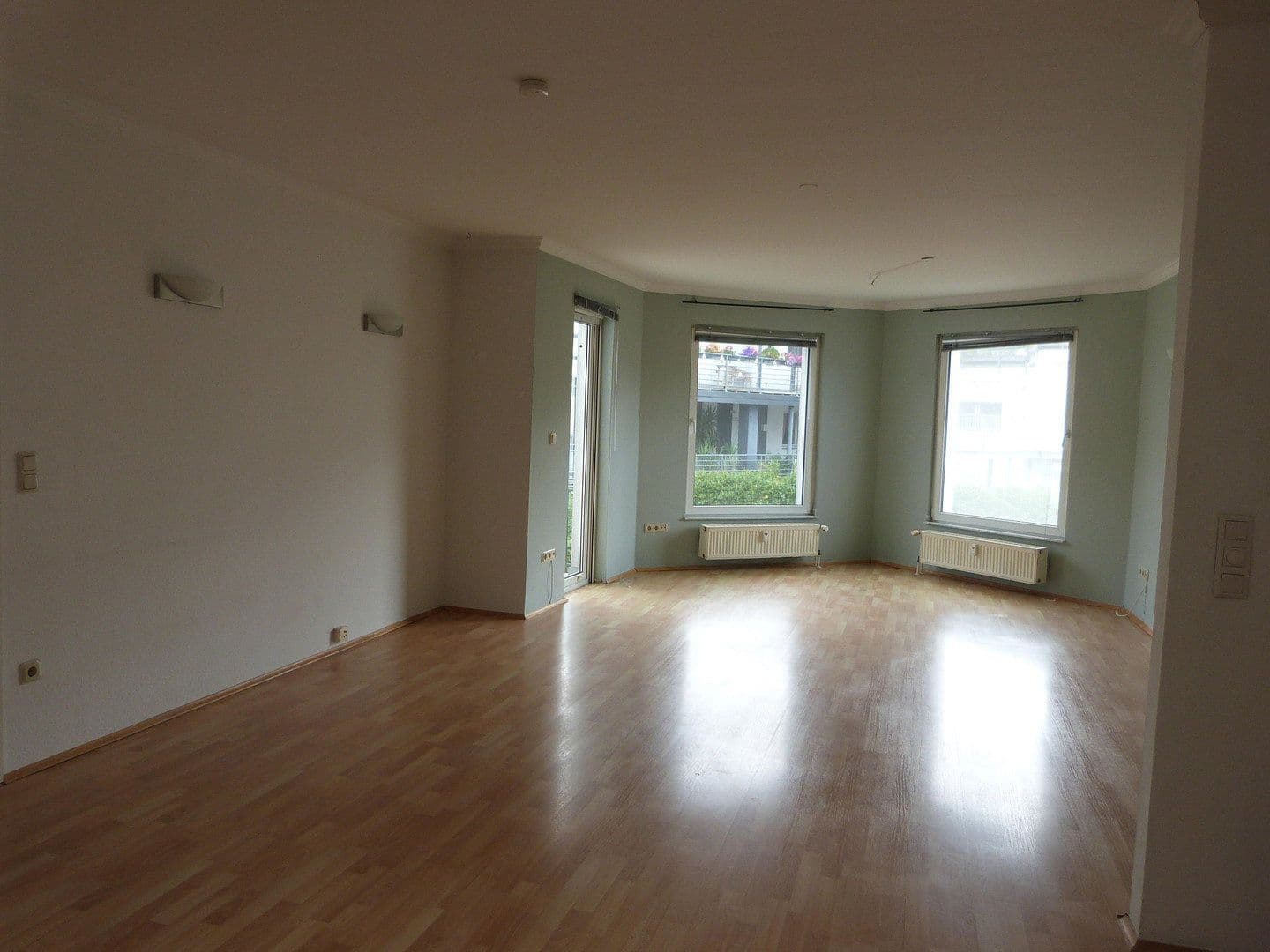 Predaj bytu 3-izbový 85 m², Jülicher Landtsrasse 144a, Neuss, Severné Porýnie - Westfálsko Predaj bytu 3-izbový 85 m², Jülicher Landtsrasse 144a, Neuss, Severné Porýnie - Westfálsko