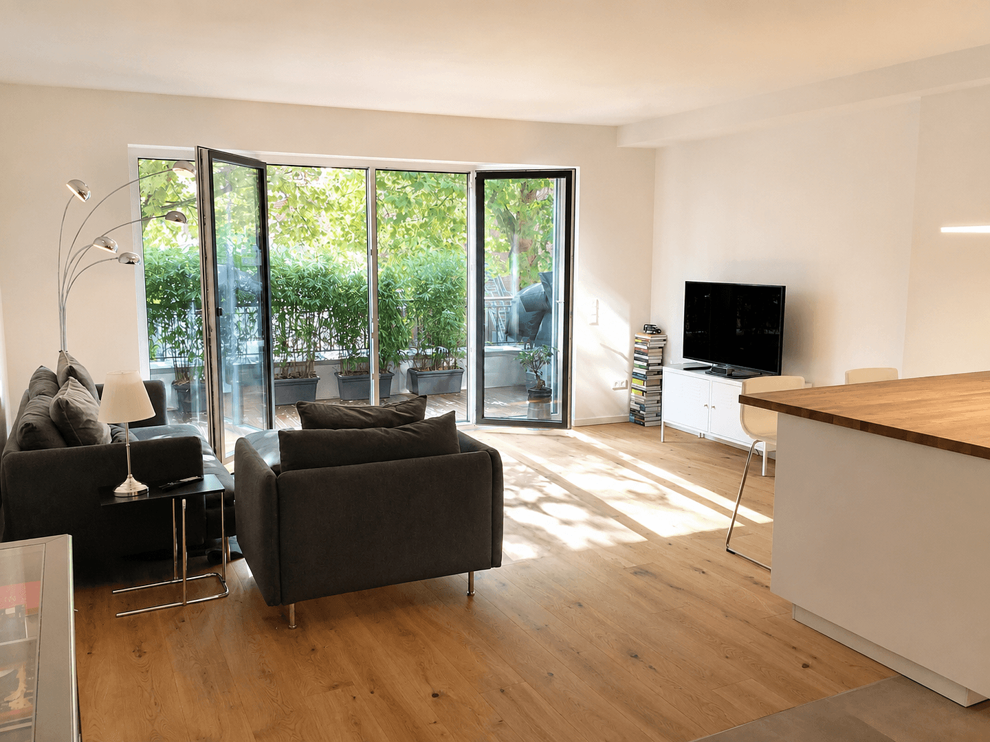 Predaj bytu 2-izbový 67 m², Am Wall 86, Bremen, Brémy Predaj bytu 2-izbový 67 m², Am Wall 86, Bremen, Brémy