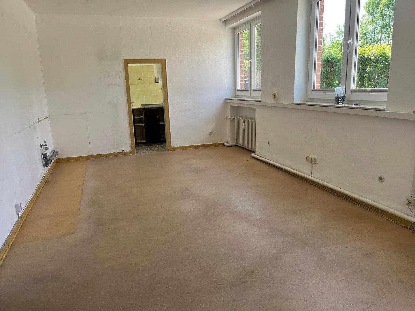 Prenájom kancelárie 165 m², Leinstr. 56, Neustadt am Rübenberge, Dolné Sasko Prenájom kancelárie 165 m², Leinstr. 56, Neustadt am Rübenberge, Dolné Sasko