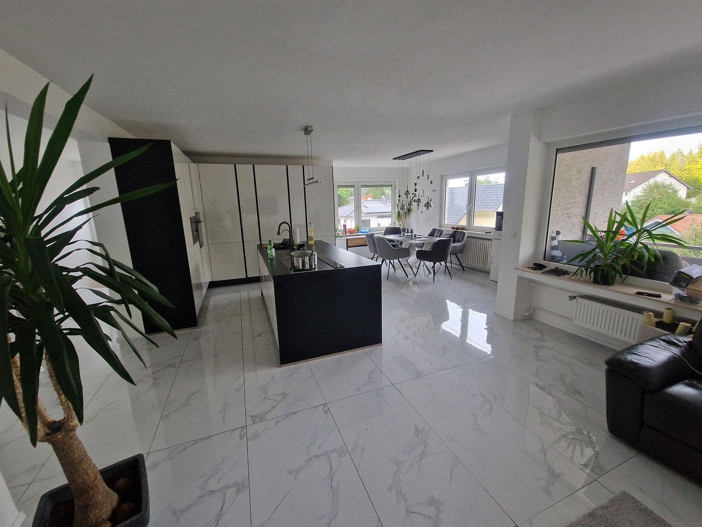 Predaj domu 250 m², pozemok 1.345 m², Birresdorfer Str 73, Remagen, Porýnie-Falcko Predaj domu 250 m², pozemok 1.345 m², Birresdorfer Str 73, Remagen, Porýnie-Falcko