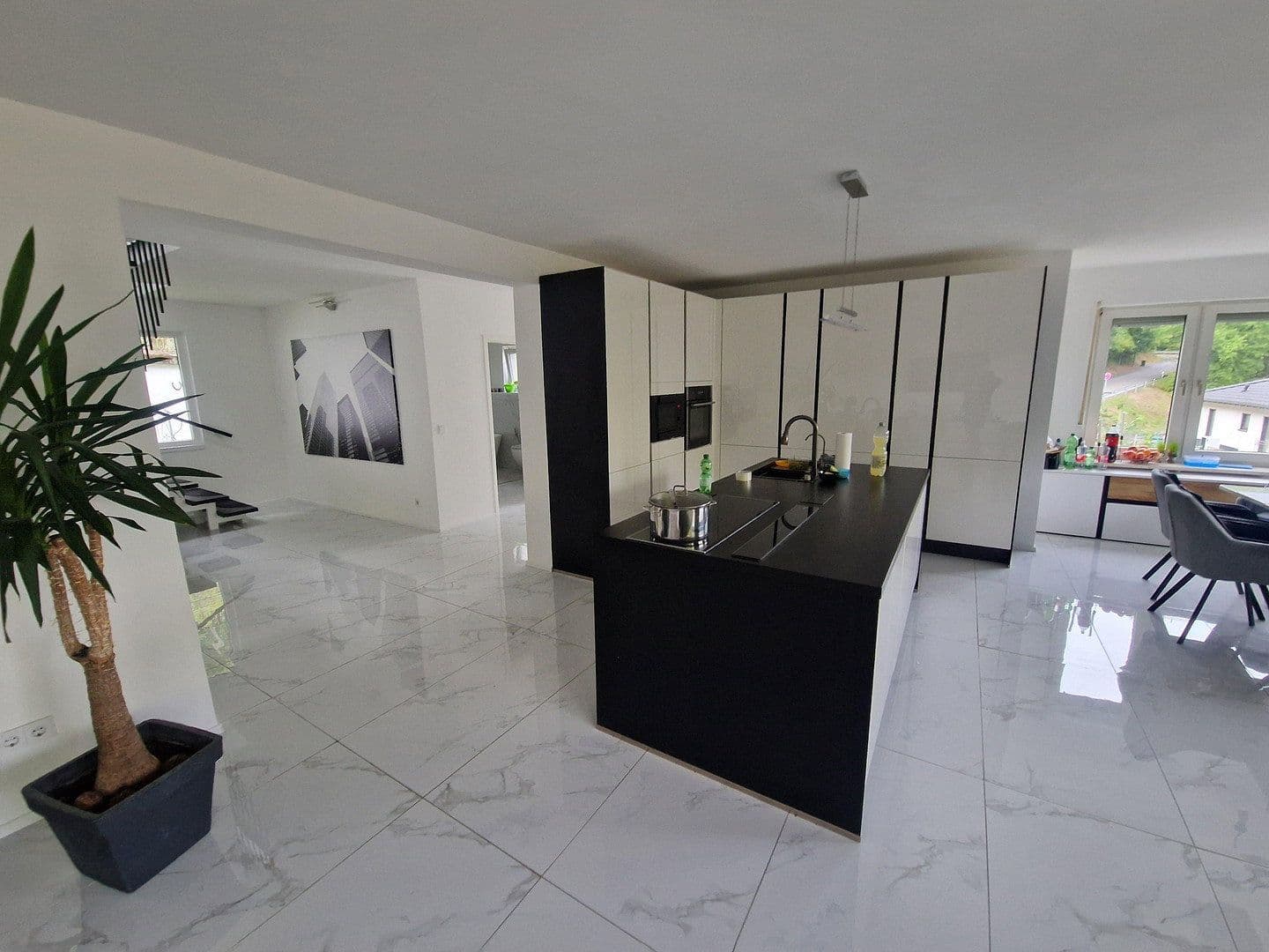 Predaj domu 250 m², pozemok 1.345 m², Birresdorfer Str 73, Remagen, Porýnie-Falcko Predaj domu 250 m², pozemok 1.345 m², Birresdorfer Str 73, Remagen, Porýnie-Falcko
