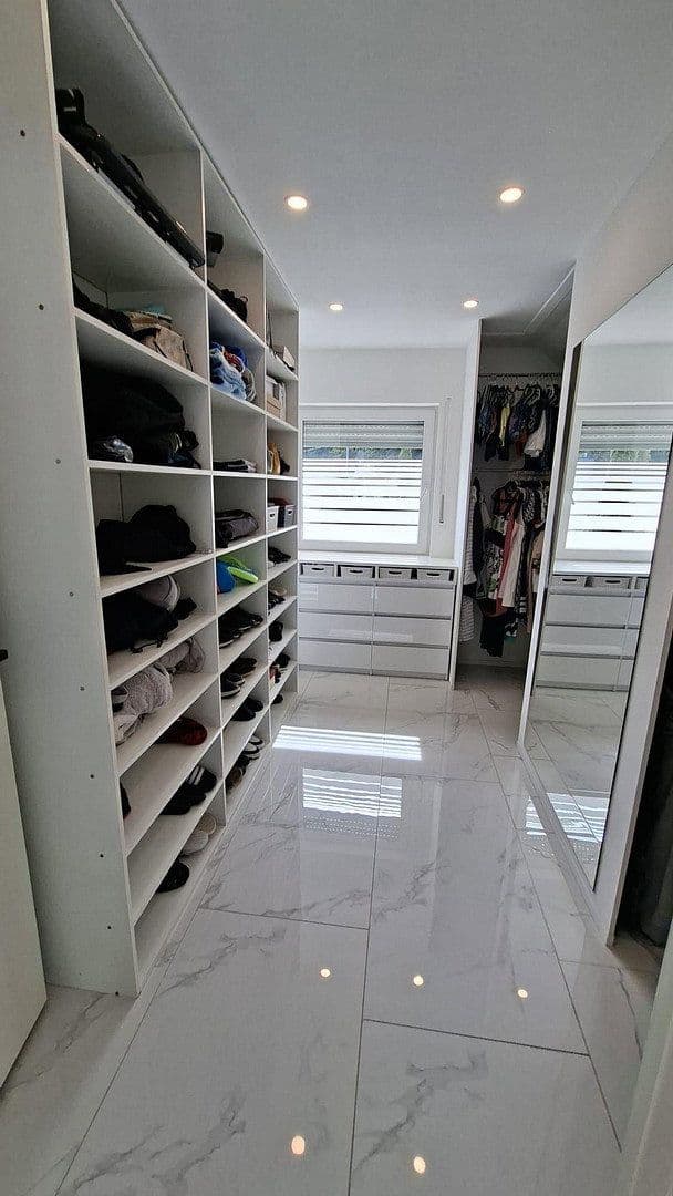 Predaj domu 250 m², pozemok 1.345 m², Birresdorfer Str 73, Remagen, Porýnie-Falcko Predaj domu 250 m², pozemok 1.345 m², Birresdorfer Str 73, Remagen, Porýnie-Falcko