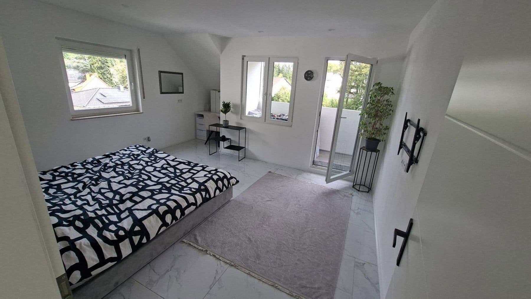 Predaj domu 250 m², pozemok 1.345 m², Birresdorfer Str 73, Remagen, Porýnie-Falcko Predaj domu 250 m², pozemok 1.345 m², Birresdorfer Str 73, Remagen, Porýnie-Falcko