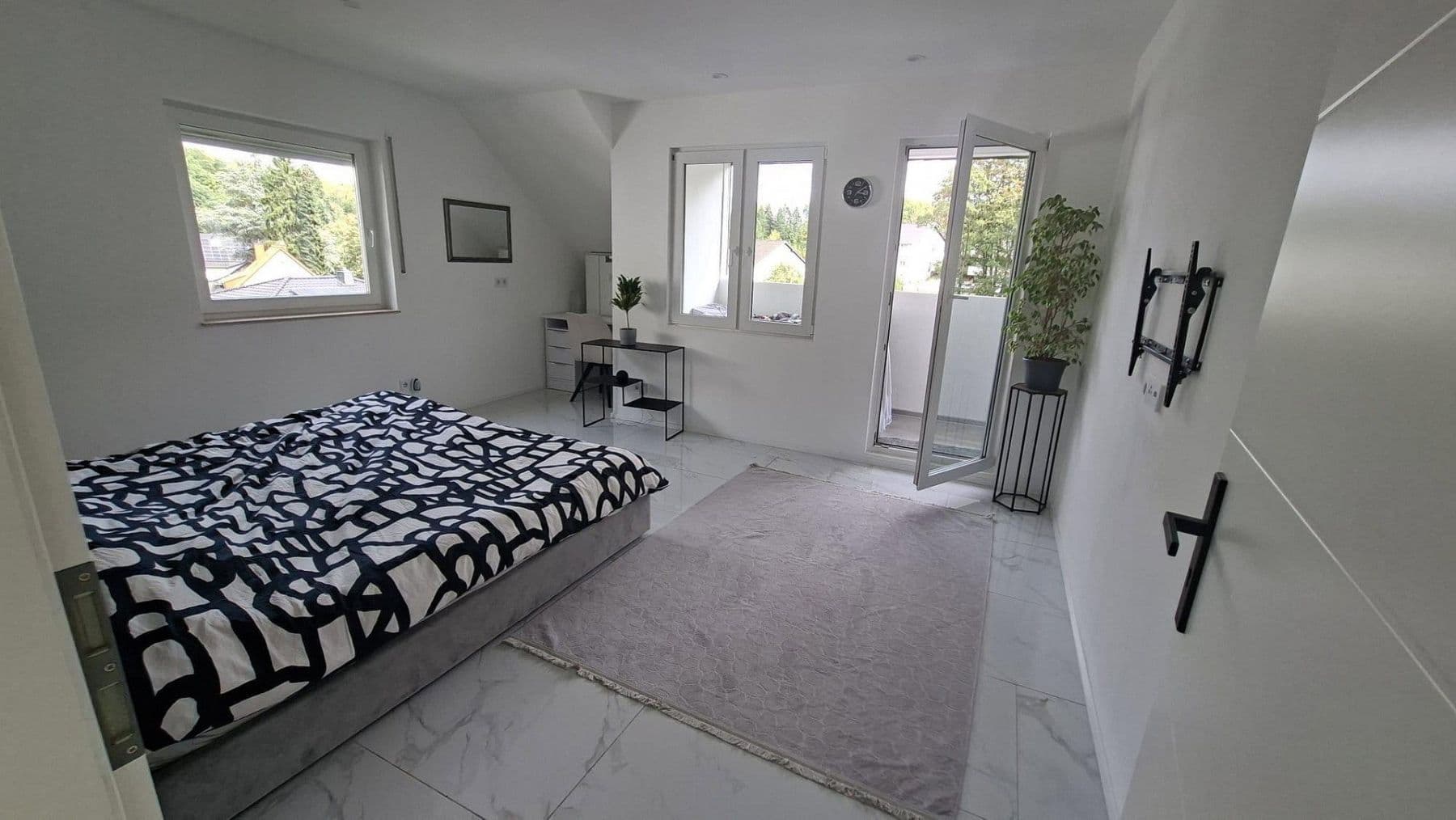 Predaj domu 250 m², pozemok 1.345 m², Birresdorfer Str 73, Remagen, Porýnie-Falcko Predaj domu 250 m², pozemok 1.345 m², Birresdorfer Str 73, Remagen, Porýnie-Falcko