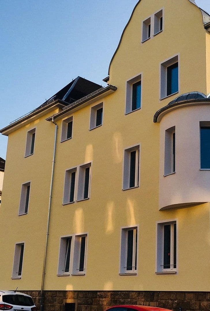 Prenájom bytu 6-izbový 145 m², Paul-Seydel-Str. 20, Limbach-Oberfrohna, Sasko Prenájom bytu 6-izbový 145 m², Paul-Seydel-Str. 20, Limbach-Oberfrohna, Sasko