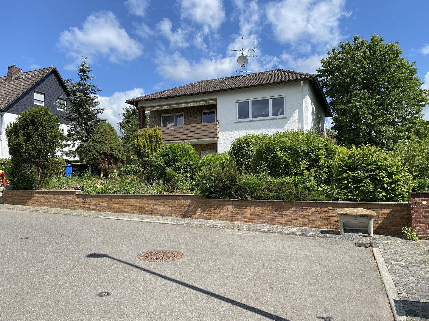 Prenájom bytu 3-izbový 91 m², Hünstetten, Hesensko Prenájom bytu 3-izbový 91 m², Hünstetten, Hesensko